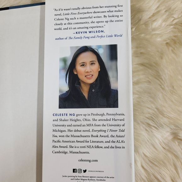 Little Fires Everywhere A Novel - Picture 3 of 4